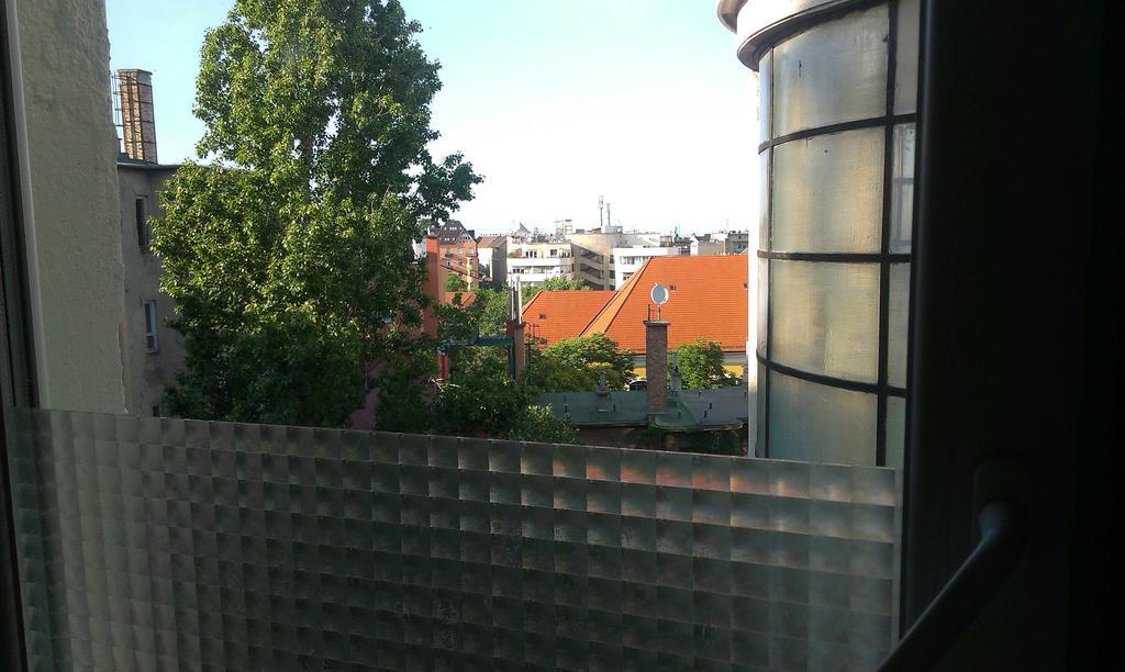 Budanest Apartments บูดาเปสต์ ภายนอก รูปภาพ
